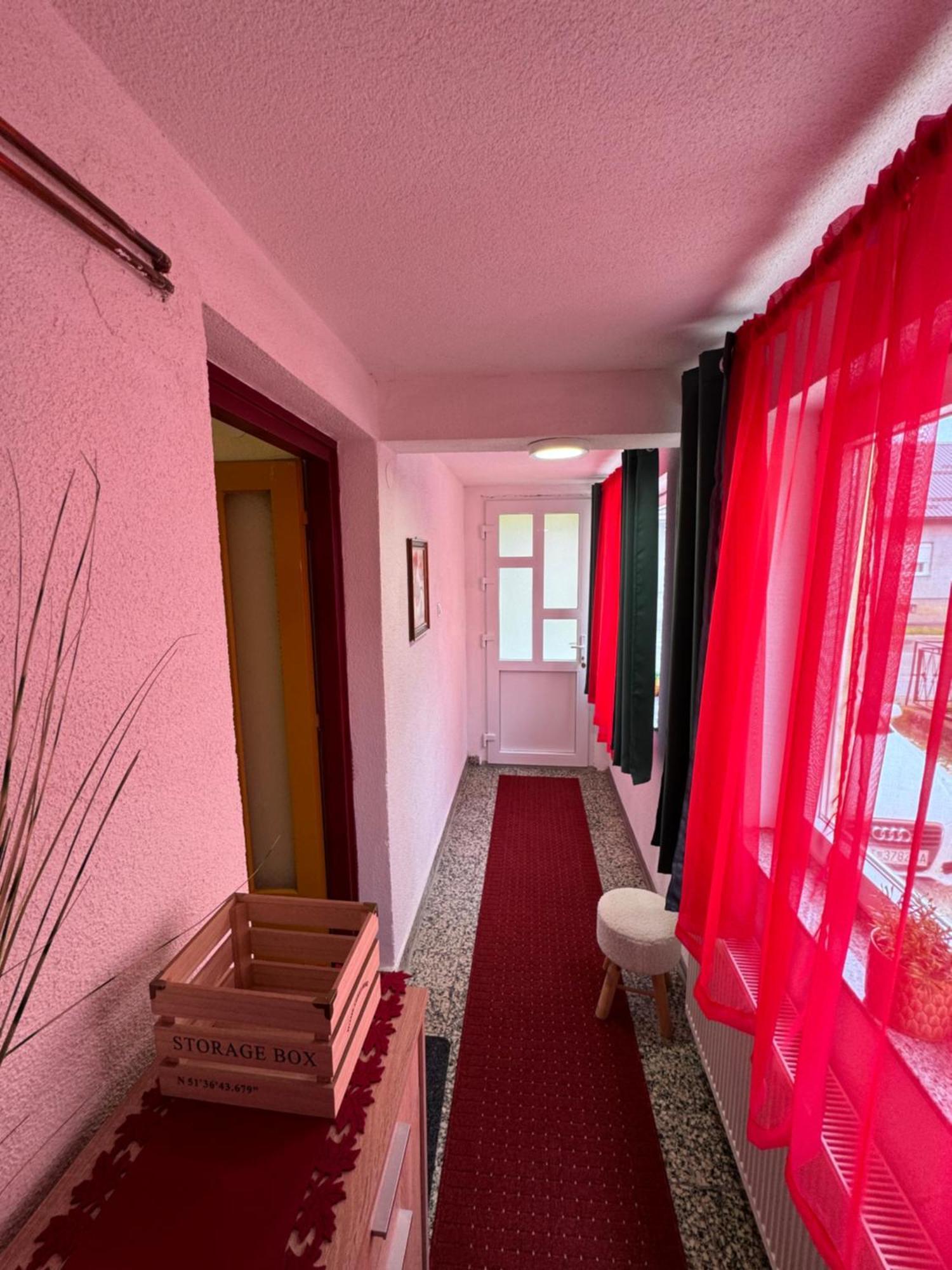 Apartman Josip Госпич Экстерьер фото