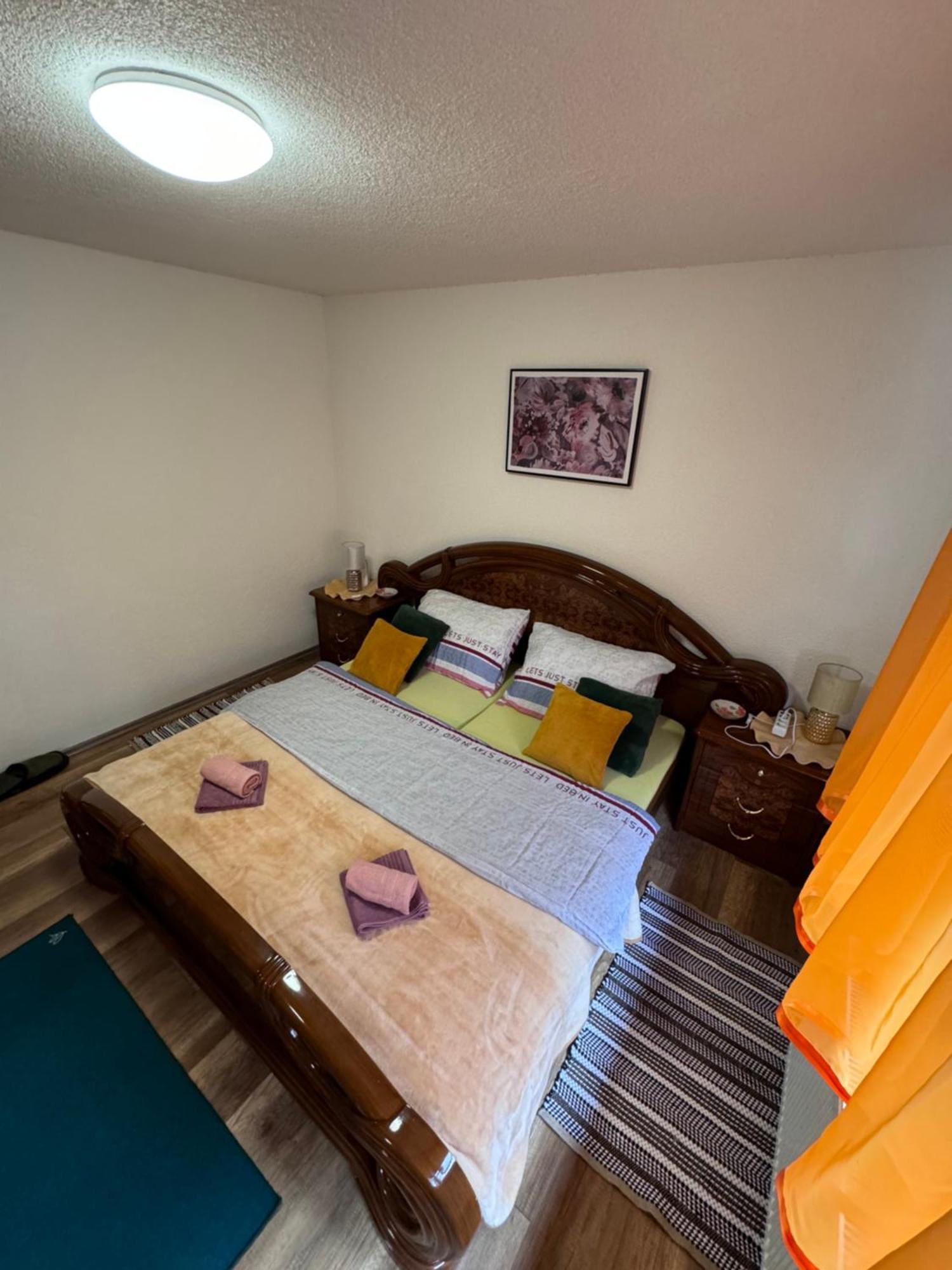 Apartman Josip Госпич Экстерьер фото